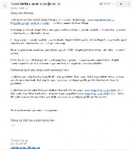 Jeden z emailů, který byl odeslán z  kontaktního formuláře na mém webu – modré části jsou odkazy, které souvisí s problémem.